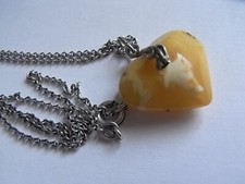 Antik  Anhänger Bernstein