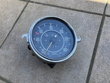 Tacho Tachometer