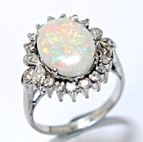 Ring gold opal 50c - opal, diamant