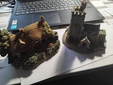 2x Lilliput Lane Meadowsweet