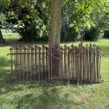 Alter Schmiedeeiserner Zaun + 4 Pfosten / Länge 12m x Höhe 1m