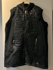 Wawa Weste Schwarz mit Kapuze