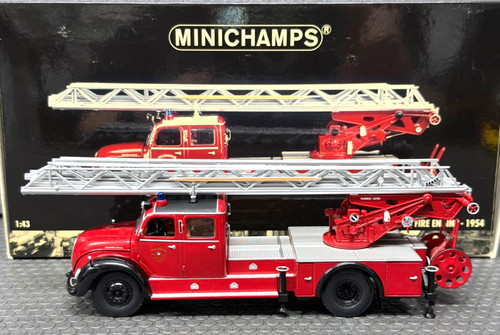 Minichamps 439140070