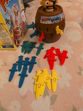 GW888e Pop Up Pirate Pic Pirate Fass Sprung Kinder Spiel Brett vollständig