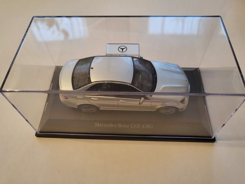 Mercedes c63 amg c klasse - 1:43,