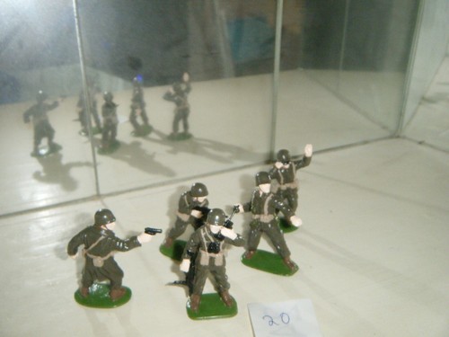 Figuren 20 handbemalt - 1:32, nr.20