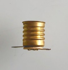 Lampen-/ Zwergfassung E10 Sockel mit Lötfahne für Modelleisenbahn / Modellbau