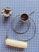 Mechanical vdo fuel gauge - gauge, with
