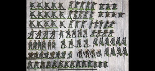 Britains herald toy soldiers - toy,