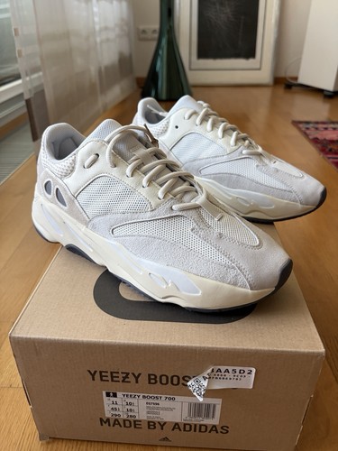 Adidas yeezy boost 700 - adidas,