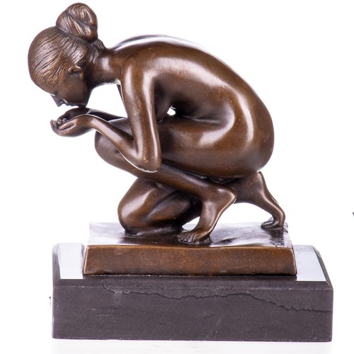 Bronzefigur weiblicher akt die - bronzefigur,
