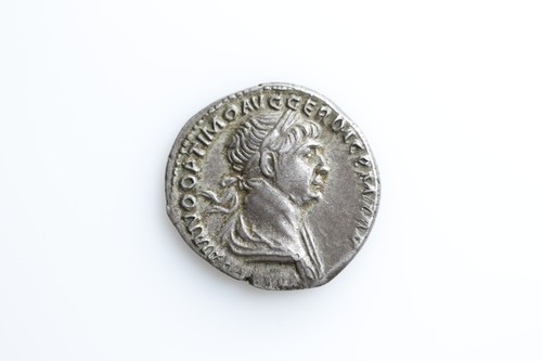Trajanus denar cos - vi, p