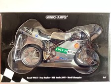 Minichamps Motorrad-Modell 1:6