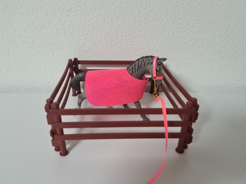 Schleich pferd mit zubehör - mit,