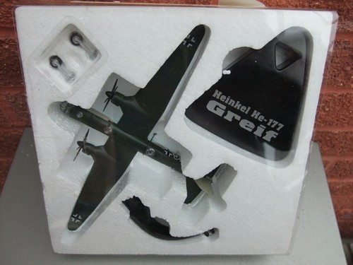 Heinkel 177 greif luftwaffe - heinkel,