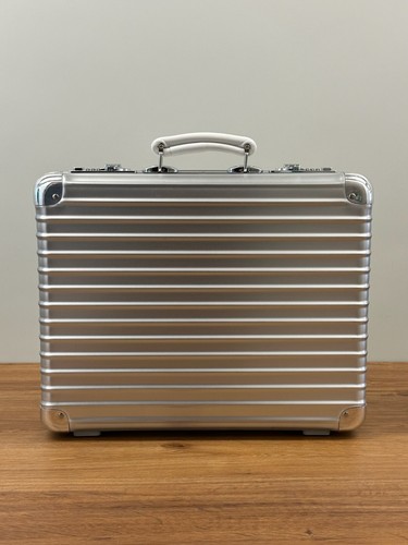 Rimowa daniel arsham - x,
