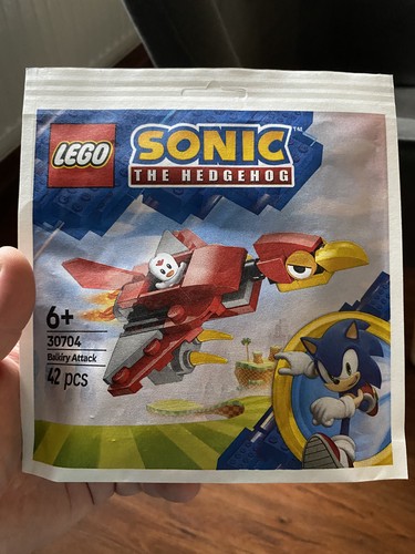 30704