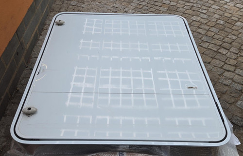 Wohnmobil carado stauraumtür - wohnmobil,