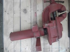 Höhenverstellbar  Schraubstock 100mm guter Zustand