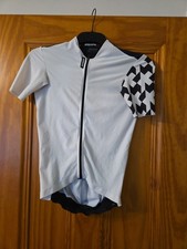 ASSOS Herren Radtrikot Medium Kurzarm Zip Ausschnitt leicht Racefit