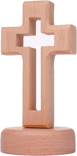 Stehendes holzkreuz mit - holzkreuz, basis