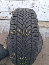 2 x Bridgestone Blizzak LM-32