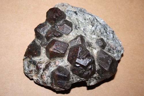 Granat almandin ötztal es - almandin,