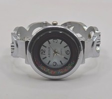 Verspielte Damenuhr  – Durchbrochenes Herzdesign – Bunte Metallperlen – Quartz