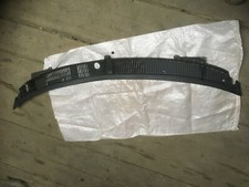 Subaru Swift Justy II JMA / MS 1995-2003 Wischerabdeckung Windlauf Spritzschutz 