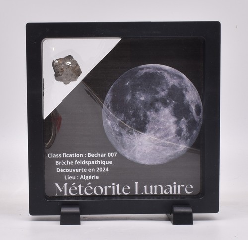 Wunderschöner mondmeteorit - wunderschöner,