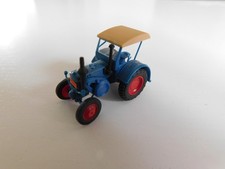 Wunderschöner Traktor Lanz Bulldog Maßstab ca. 1:87