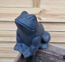 Deko Figur Frosch Terracotta schwarz - 17 cm  Garten Tisch Tier Skulptur