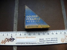 Nadeldose Pappe mit Nadeln