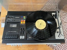 Universum Stereo Anlage VT 345 mit Kasettenteil und Plattenspieler