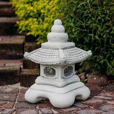 Yukimi jap. Steinlaterne