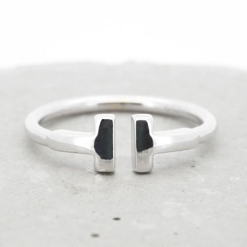 Tiffany t wire ring - &, co