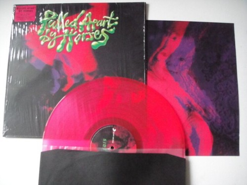 Pulled apart horses - pulled, by
