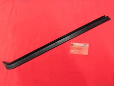 VW Volkswagen Käfer ab 08.64 Fensterschachtdichtung links außen (89-003)