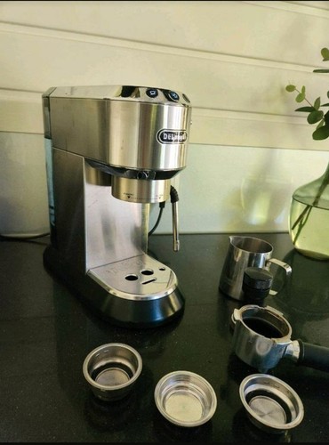 Delonghi dedica arte ec885 - dedica, ec885.m
