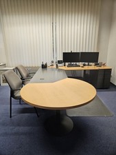Büro -Schreibtisch