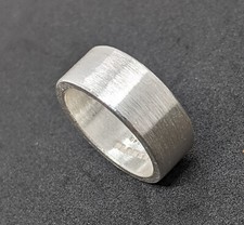 10 mm breiter Bandring  Damenring Ringdicke 2 mm  Silber 999 Flamere Design