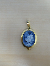 Anhänger, Kamee, Flower Fairy, blauer Achat, 585 Gelbgold