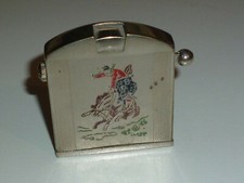 KASCHIE "K33" PETROL WICK LIGHTER W. MOTIVE - FEUERZEUG - 1933 -MADE IN GERMANY