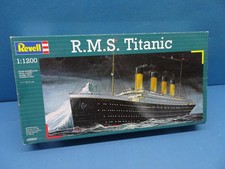 1/1200  Revell (2004): Ocean Liner "RMS Titanic"