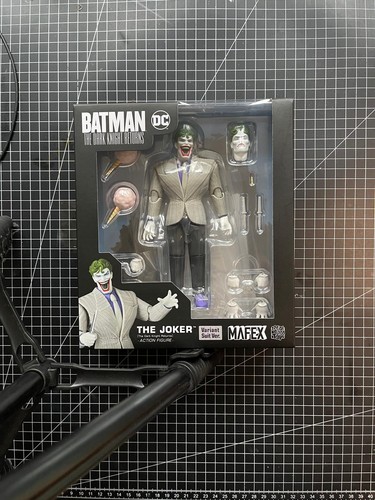 Batman mafex 214 - mafex, dark