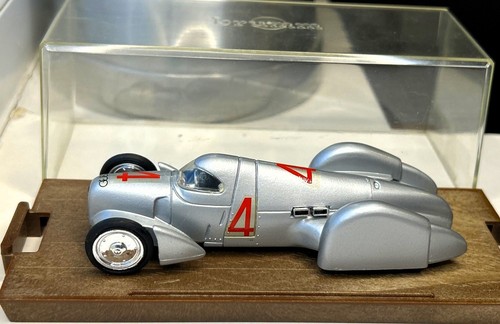 Auto union typ - auto, b