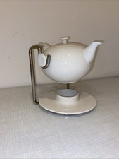 Porzellan Teekanne weiß hängend