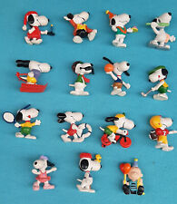 15 x United Feature Figuren - Peanuts - 14 x Snooy - 1 x Linus ???