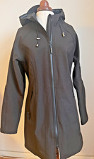 Regenmantel wasser- und