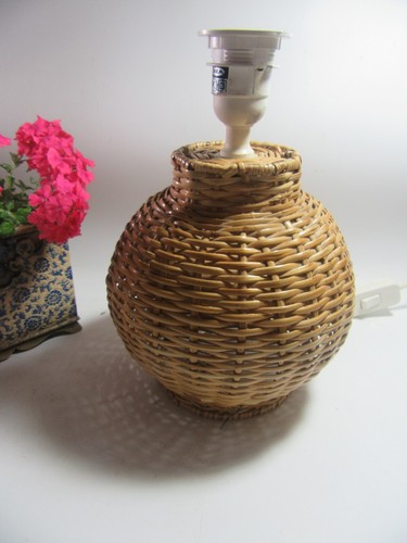 Ikea rattan tischlampe aus - ikea,